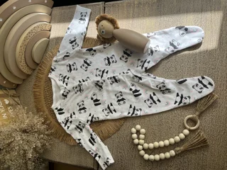 سرهمی نوزادی جوراب دار وارداتی اسپرت ۱ ماه
